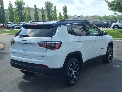 Used 2024 Jeep Compass Limited AWD/4WD image 4