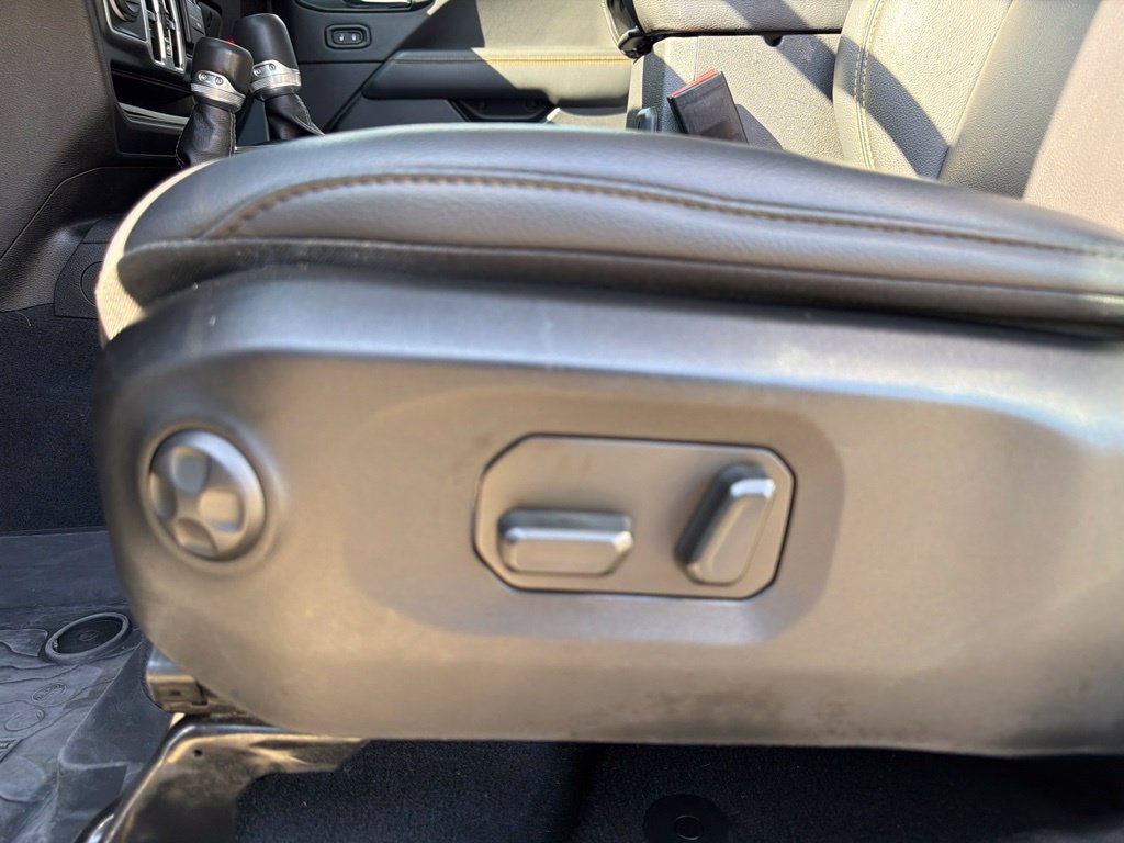 Used 2024 Jeep Gladiator Sport AWD/4WD image 14