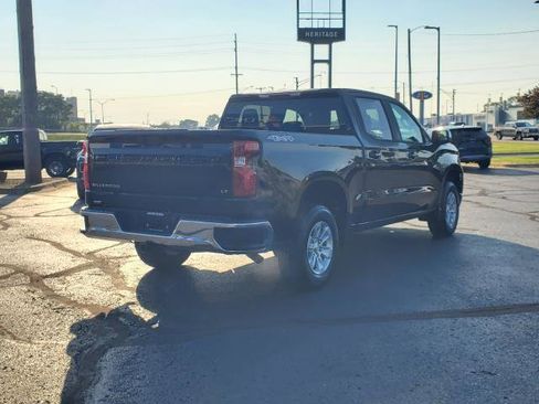 Used 2025 Chevrolet Silverado 1500 LT image 2