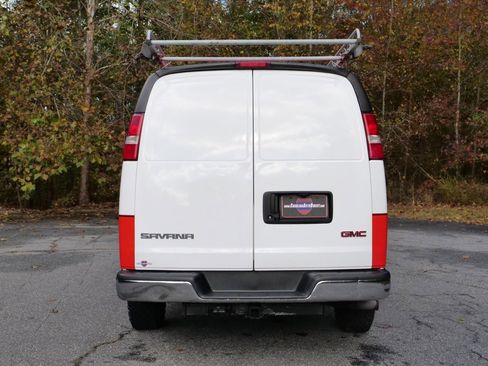 Used 2018 GMC Savana 3500 w/ Driver Convenience Package image 24