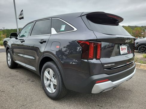 New 2026 Kia Sorento LX image 23