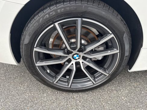 Used 2024 BMW 430i xDrive Coupe w/ Premium Package image 10