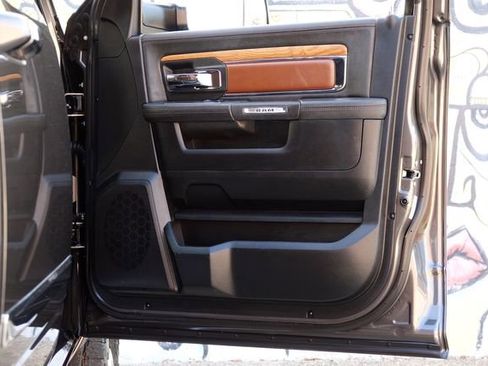 Used 2014 RAM 2500 Longhorn image 31