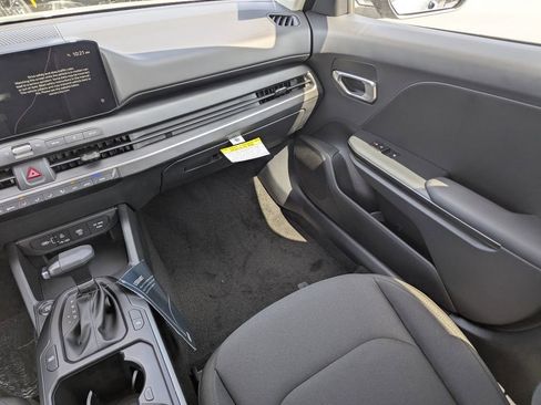 New 2026 Kia K4 FWD image 16