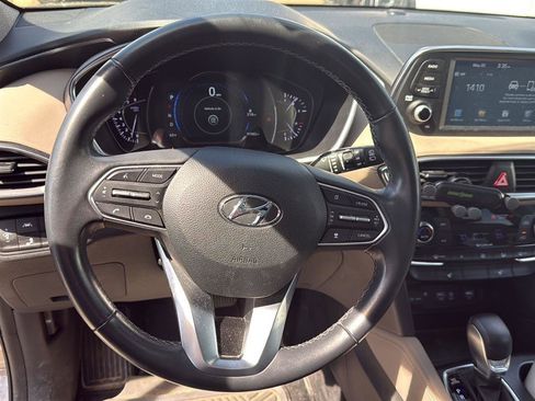 Used 2020 Hyundai Santa Fe SEL w/ Convenience + Premium Package AWD/4WD image 16