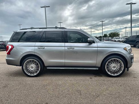 Used 2021 Ford Expedition XLT RWD image 10