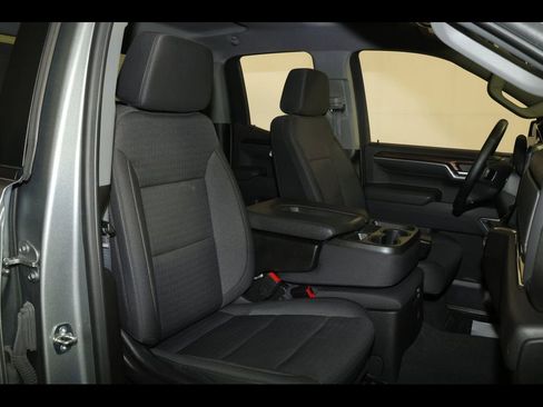 Used 2023 Chevrolet Silverado 1500 LT AWD/4WD image 28