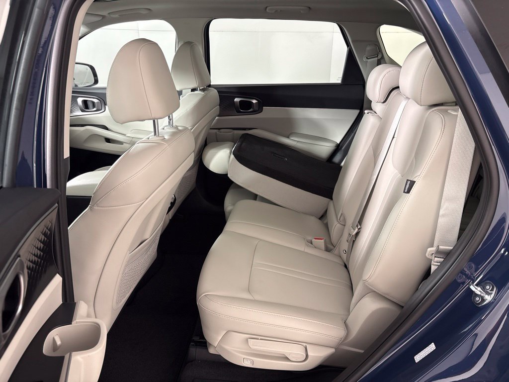 New 2026 Kia Sorento S w/ S Panoramic Sunroof Package FWD image 23