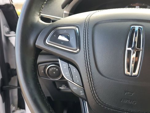 Used 2019 Lincoln MKZ Reserve image 30