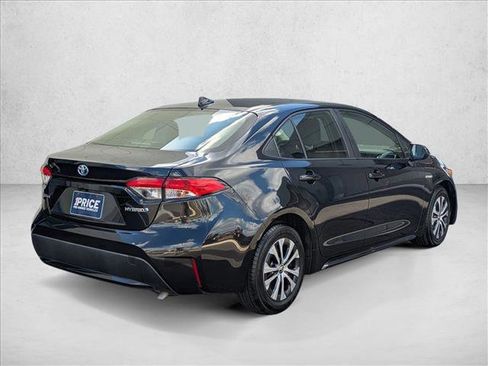 Used 2020 Toyota Corolla LE image 5