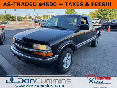 Used 2002 Chevrolet S10 Pickup LS w/ LS Preferred Equipment Group