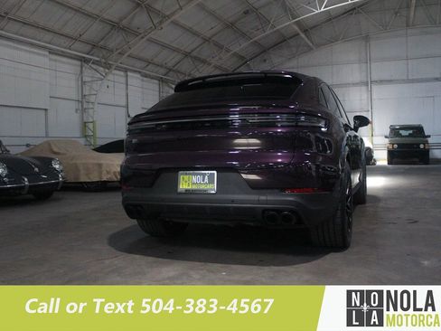 Used 2024 Porsche Cayenne S image 11