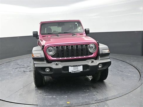 Used 2024 Jeep Wrangler Sport S image 2