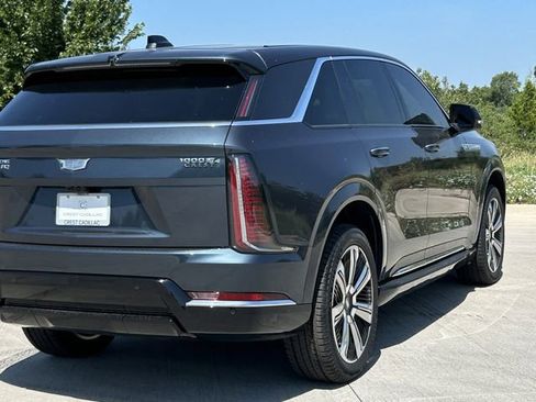 New 2026 Cadillac Escalade IQ Luxury 1 image 7