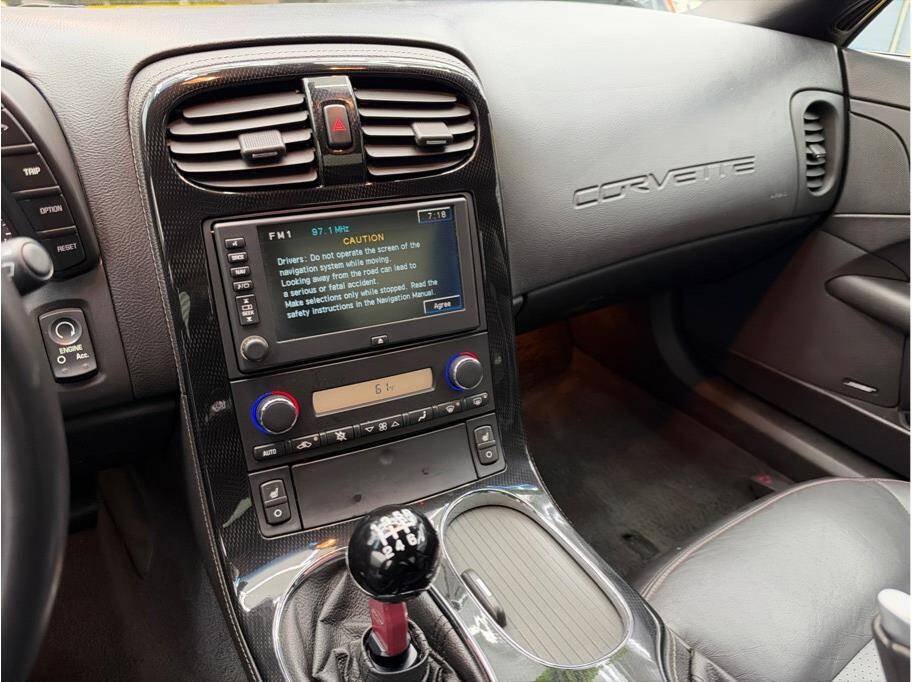Used 2008 Chevrolet Corvette Z06 w/ Preferred Equipment Group RWD image 11