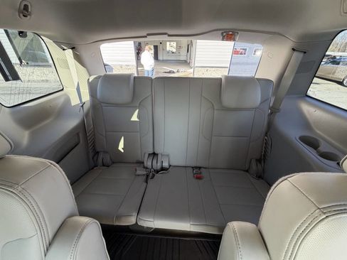 Used 2017 GMC Yukon Denali w/ Open Road Package image 11