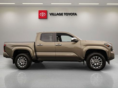 Certified 2026 Toyota Tacoma Limited AWD/4WD image 6
