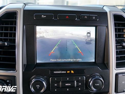 Used 2020 Ford F150 Lariat image 25