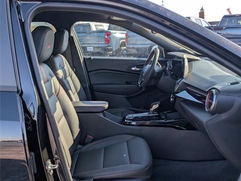 New 2026 Chevrolet Trax RS image 7