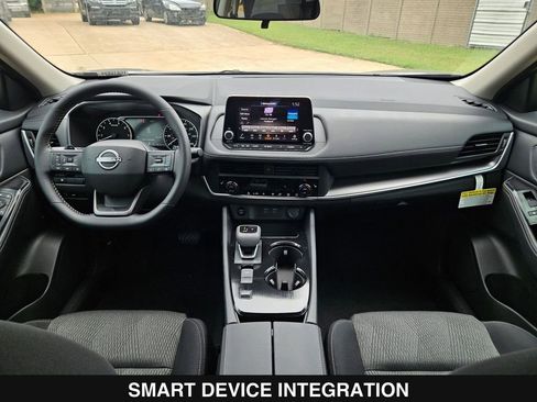 New 2026 Nissan Rogue SV FWD image 19