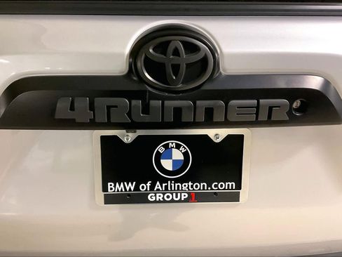 Used 2019 Toyota 4Runner TRD Off-Road Premium image 31