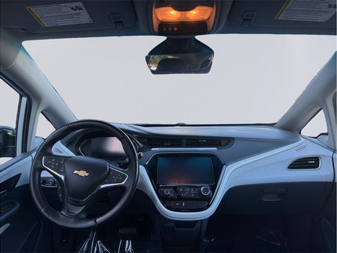 Used 2021 Chevrolet Bolt Premier w/ Infotainment Package image 21