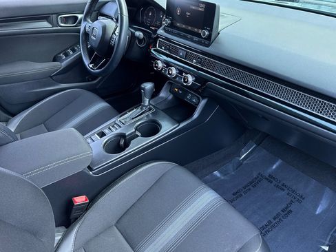 Used 2023 Honda Civic Sport image 32