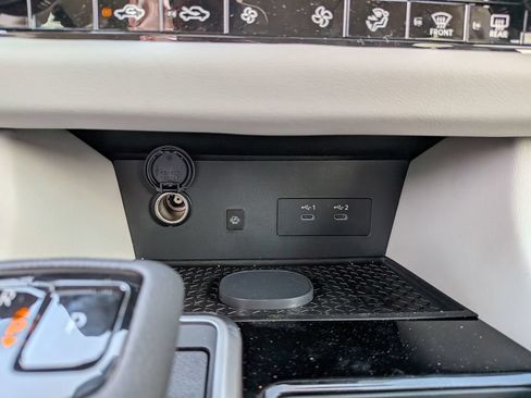 Certified 2026 Nissan Pathfinder SL w/ SL Premium Package FWD image 36