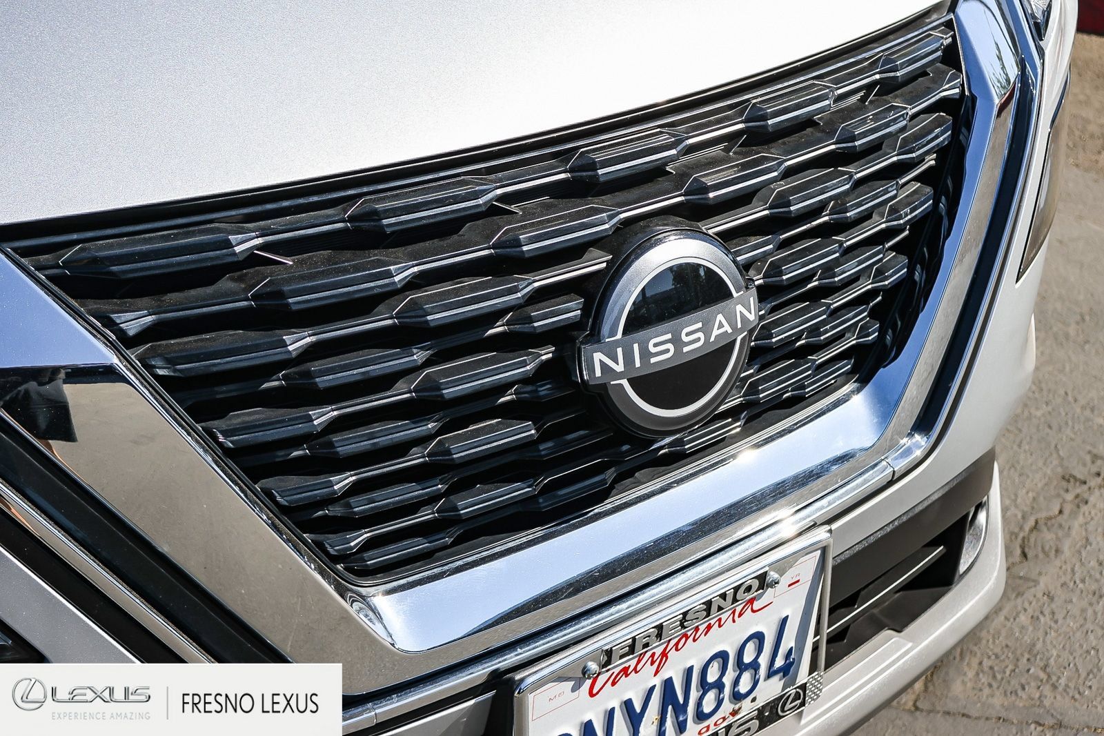 Used 2023 Nissan Rogue SV AWD/4WD image 11