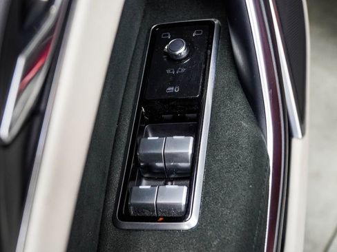 Used 2021 Jaguar F-PACE SVR AWD/4WD image 38