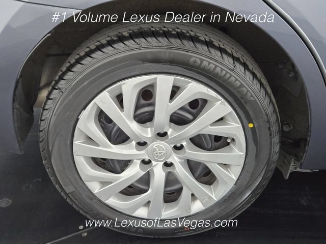 Used 2017 Toyota Corolla LE FWD image 10
