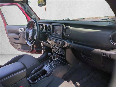 Used 2021 Jeep Gladiator Sport AWD/4WD image 21