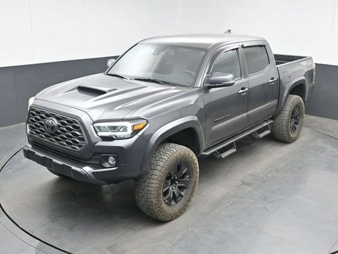 Used 2022 Toyota Tacoma TRD Sport w/ Technology Package AWD/4WD image 15