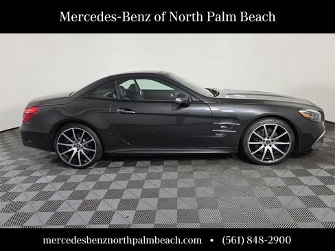 Used 2020 Mercedes-Benz SL 550 image 7