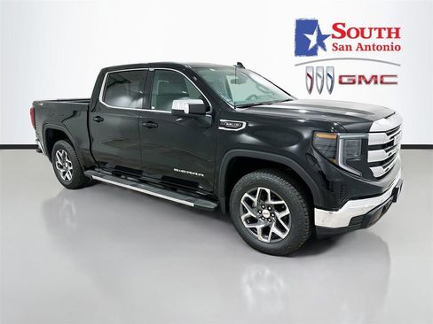 New 2026 GMC Sierra 1500 SLE image 1