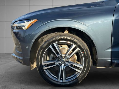 Used 2018 Volvo XC60 T5 Momentum w/ Convenience Package image 22