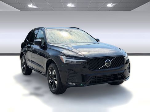 New 2026 Volvo XC60 B5 Core w/ Climate Package AWD/4WD image 7