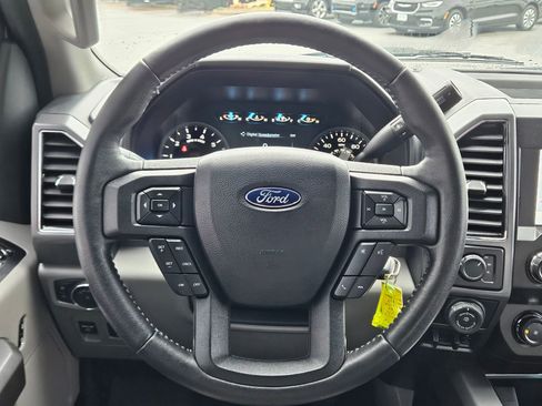 Used 2020 Ford F150 XLT w/ Equipment Group 302A Luxury image 14