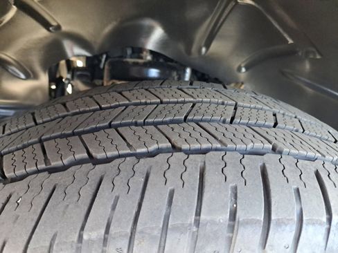 Used 2022 RAM 1500 Limited w/ Body Color Bumper Group image 14