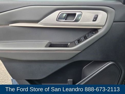 New 2026 Ford Explorer Active image 23