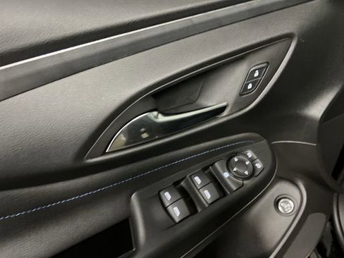 Certified 2025 Buick Envista Sport Touring w/ Convenience I Package FWD image 22