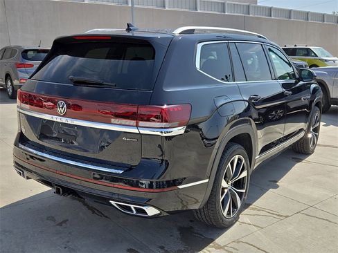 New 2025 Volkswagen Atlas SEL Premium R-Line image 11