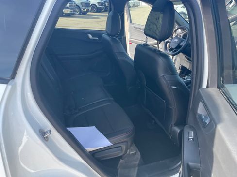 Certified 2023 Ford Escape ST-Line w/ Tech Pack #1 image 18