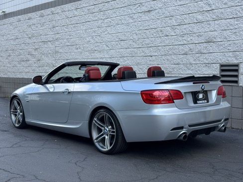 Used 2013 BMW 335is Convertible w/ Premium Pkg RWD image 14