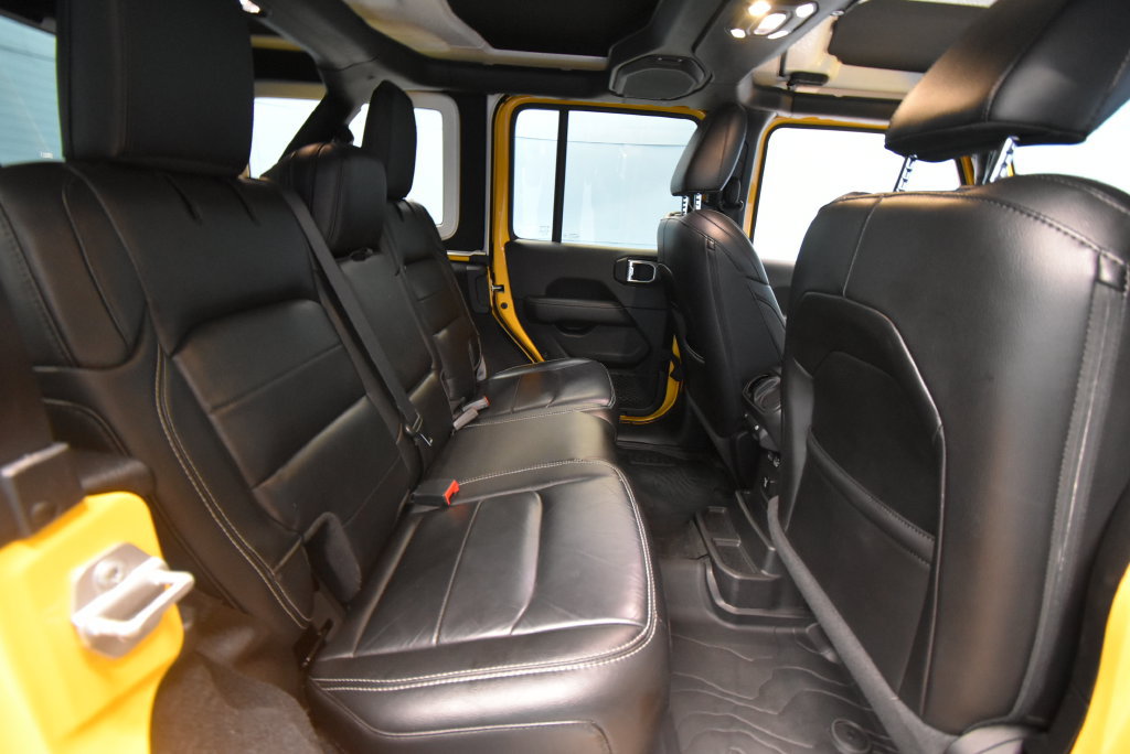 Used 2020 Jeep Wrangler Unlimited Sahara AWD/4WD image 26