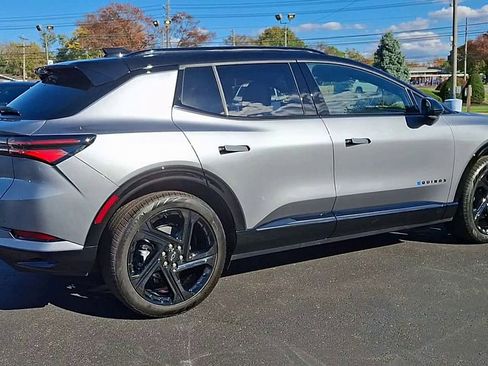 New 2026 Chevrolet Equinox EV RS image 4