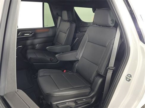 Used 2025 GMC Yukon Denali w/ Denali Reserve Package image 20