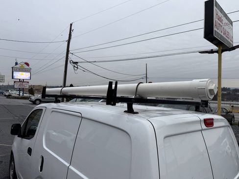 Used 2019 Nissan NV200 S image 23