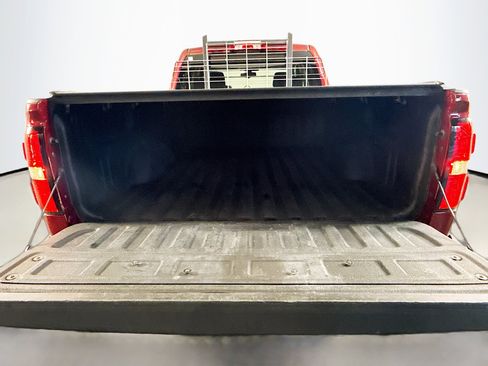 Used 2018 GMC Sierra 1500 SLE w/ SLE Value Package image 34