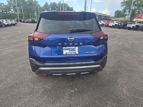 Used 2022 Nissan Rogue SL w/ SL Premium Package image 6